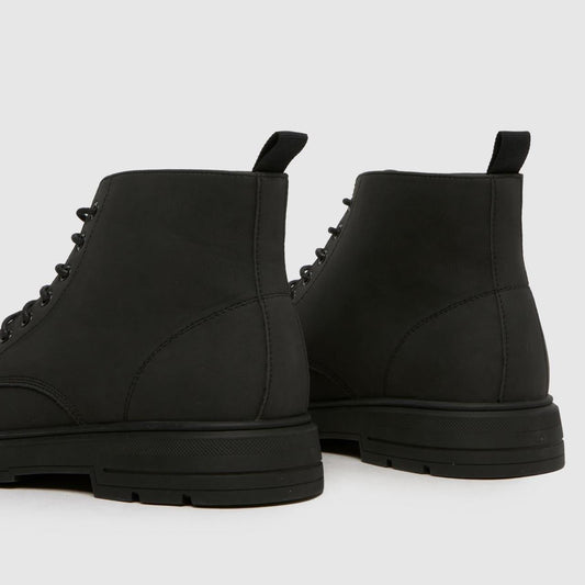 Grey Chukka in Black