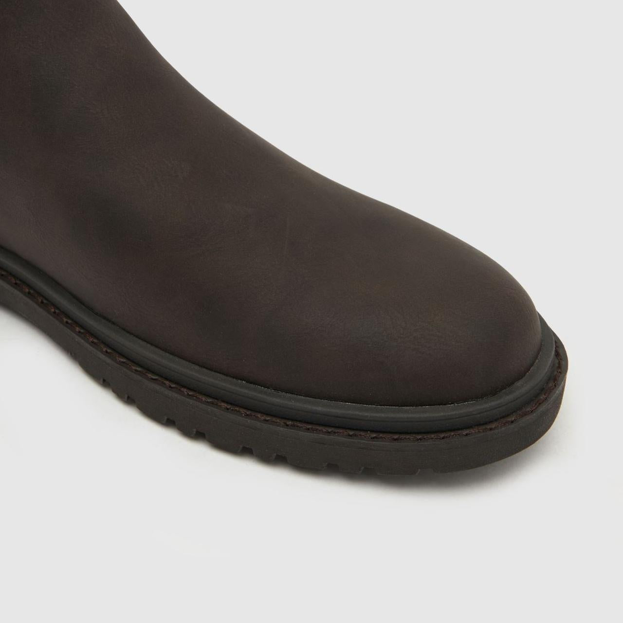 David Chelsea in Brown